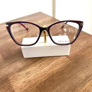 YALEA HYPATIA VYA024 col.0P60 purple wine. New! 54-16-135